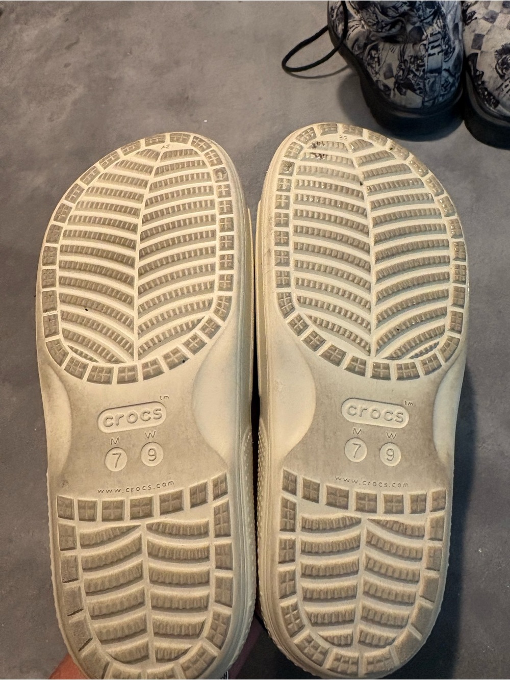 Crocs Slides - Picture 4 of 6
